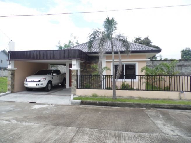 Bungalow House and Lot For Rent Near SM Clark @P35K03