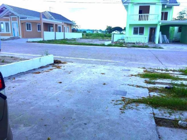 4 Bedroom Brand New House and Lot for Rent in Angeles City03