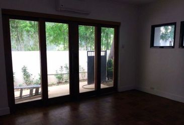 "Special 3 Bedroom House and Lot for Rent in Dasmarinas Village, Makati"02