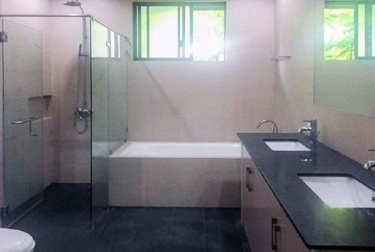 "Stylish 5 Bedroom House and Lot for Rent in Forbes Park, Makati City"04