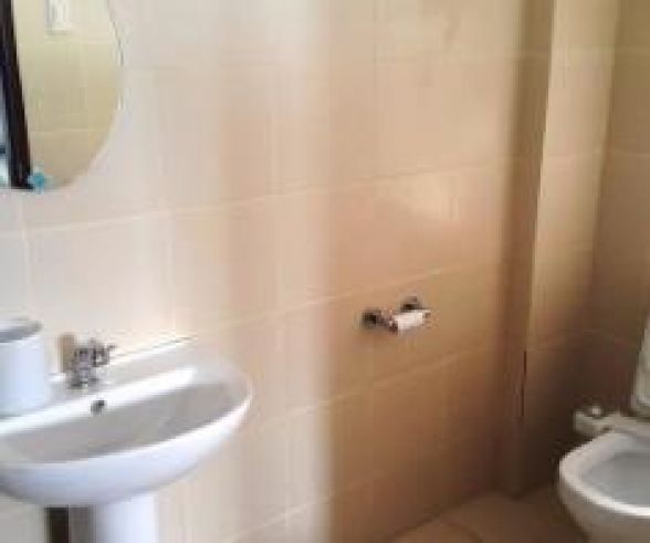 House with Huge Masters Bedroom and Walk in Closet for Rent - 55K03