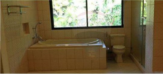 "Detached - For Rent/Lease - Makati City, Metro Manila, NCR"02