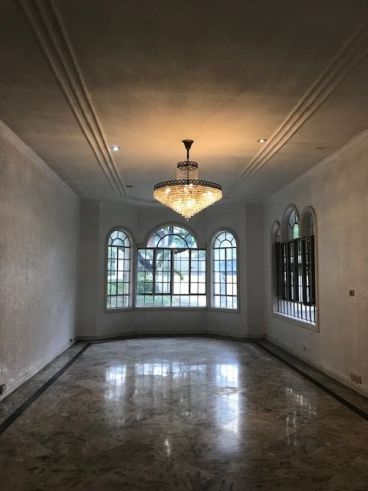 "House for rent at North Forbes Park, Makati City"04