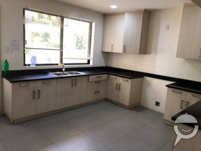 Modern House for Lease in Makati City - 800 sqm with Pool and Garden04