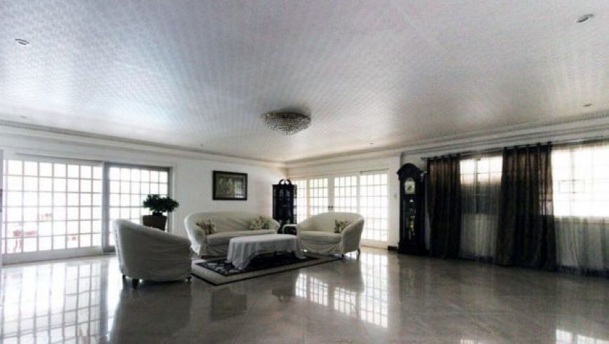 Semi-Furnished 5 Bedroom House for Rent in Dasmarinas Village(All Dire04