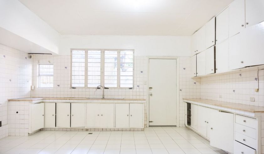 Beautiful 5 BR 2-Storey House for Rent in Bel-Air Village Makati03