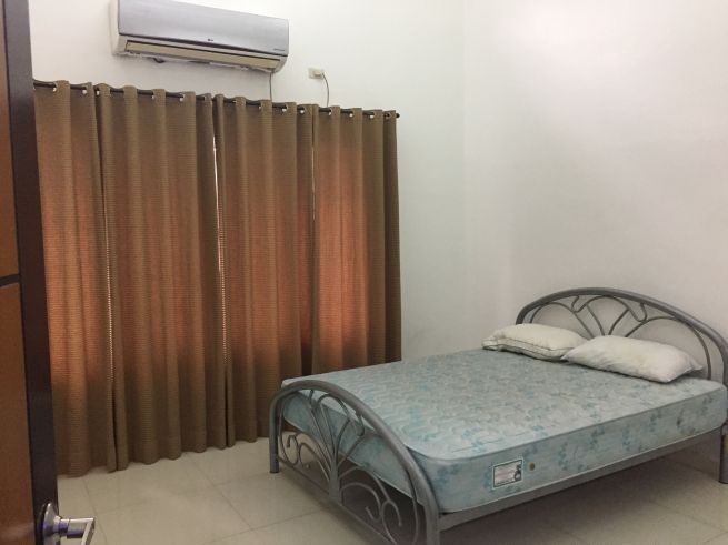 House for Rent in Angeles city Fully furnished with pool 3BR03