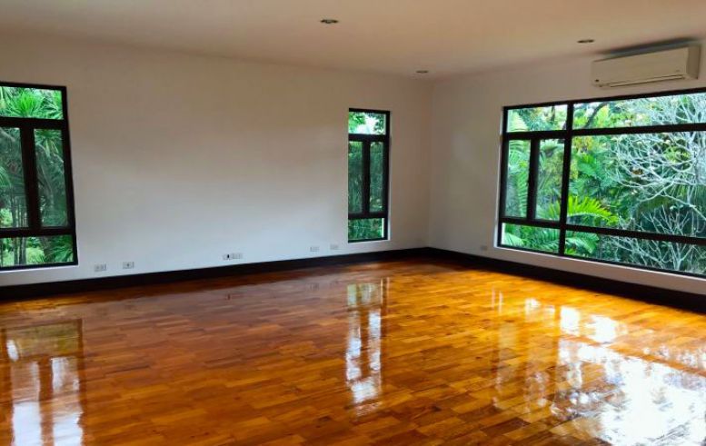 "Spacious 4 Bedroom House and Lot for Rent in Forbes Park, Makati City"04