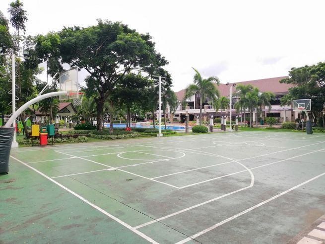 4 Bedroom Townhouse for rent in Taguig near Airport and Global City04