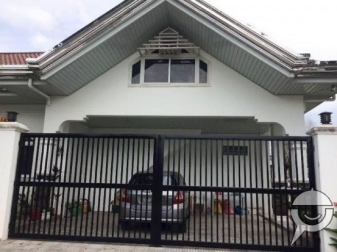 "For Rent 4Bedrooms, 3Bathrooms Bungalow House &amp; Lot With Pool in A"03
