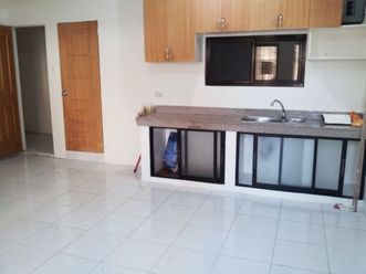 "Townhouse for Rent - Tandang Sora, Quezon City"02