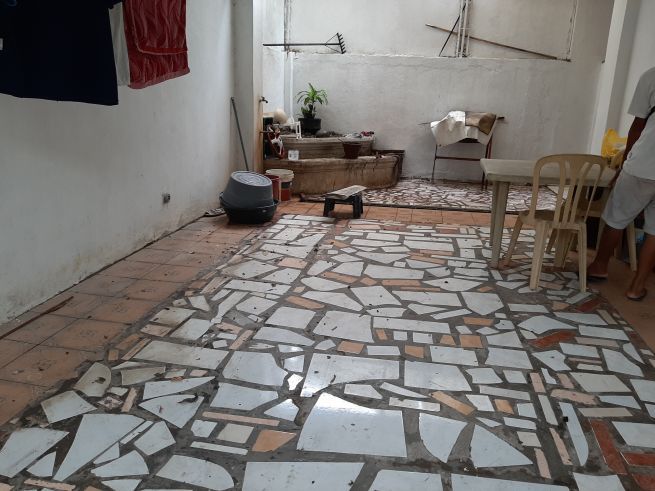 Spacious 3-Bedroom House walking distance to Robinson\'s Supermarket03