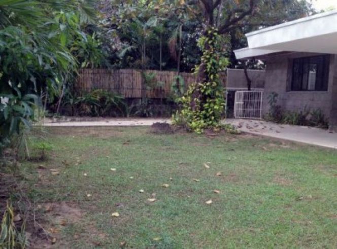 "Classic 3 Bedroom House and Lot for Rent in Forbes Park, Makati City"04