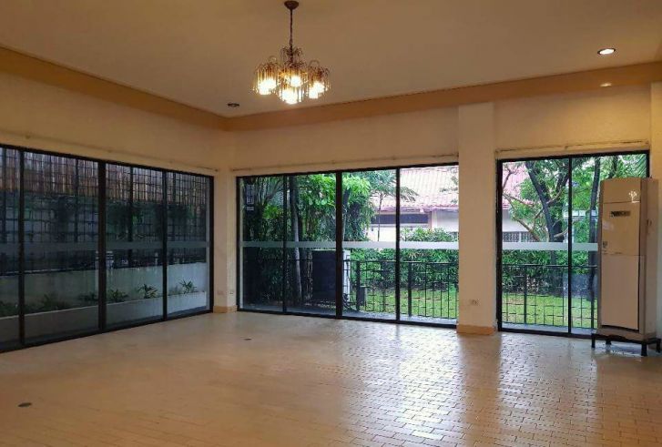 "Modern 3 Bedroom House for Rent in Bel-Air Village, Makati City"03