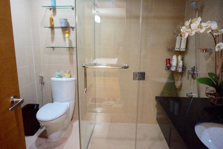 1BR Fully Furnished Unit with Balcony for Rent at Park Terraces Makati04
