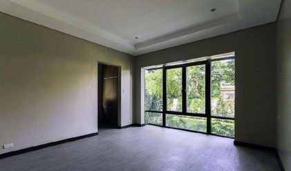 "Luxurious 4 Bedroom House and Lot for Rent in San Lorenzo Village, Mak"02