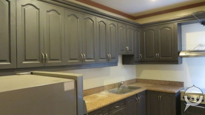 "House for rent in Cebu City,Gated in Banilad steps away to mall,furn."03