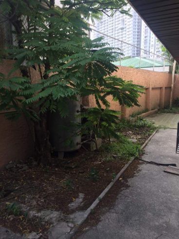 4 bedroom Kawilihan Townhouse for Lease at 60k03
