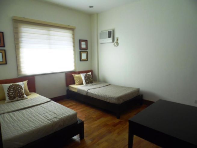 For Rent 3 Bedroom House &amp; Lot in Balibago Angeles City04