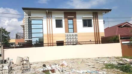 Modern House with 4 BR for Rent - 35K02