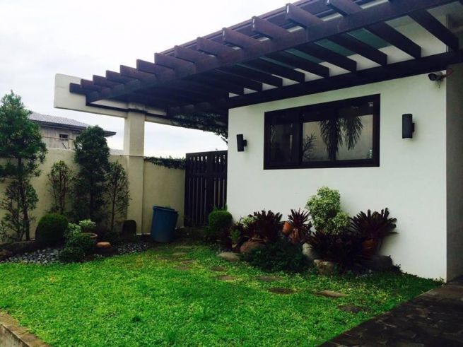 This 3 Bedroom Furnished House and Lot with Pool for Rent03