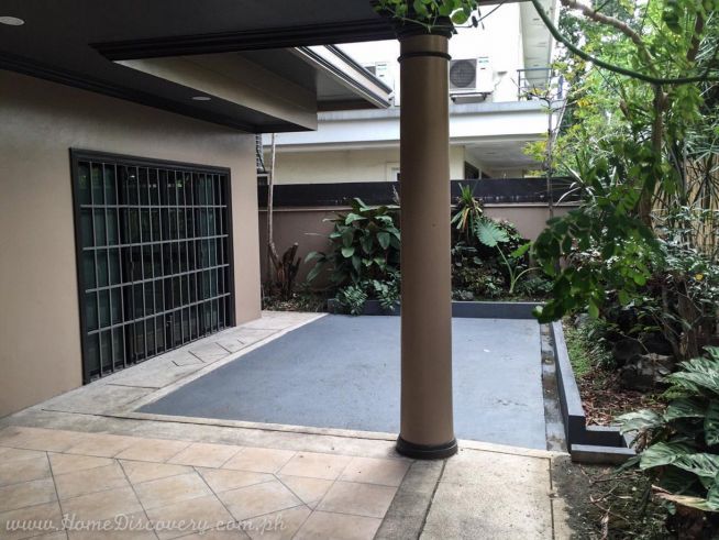 4Br House (Acropolis Village)04