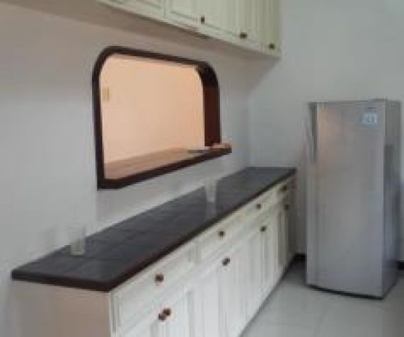 Fully Furnished Bungalow House for rent near SM Clark - 40K04