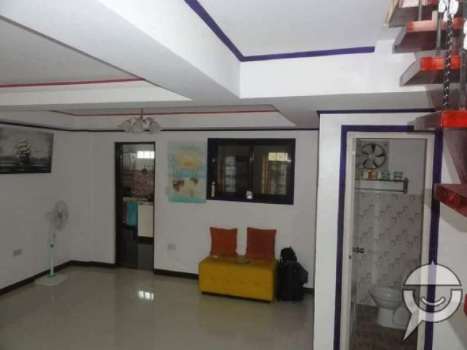 Fully furnish Duplex house for rent04