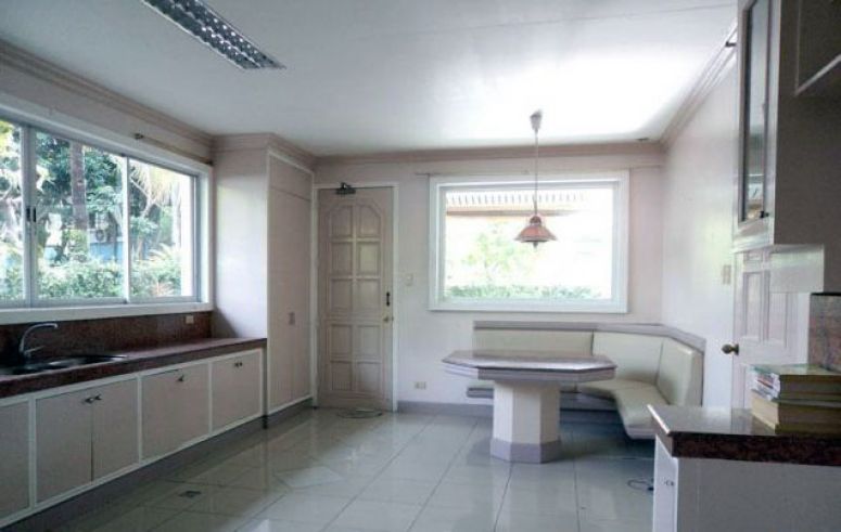 Dasmarinas Village 4 Bedroom House and Lot for Rent(All Direct Listing04