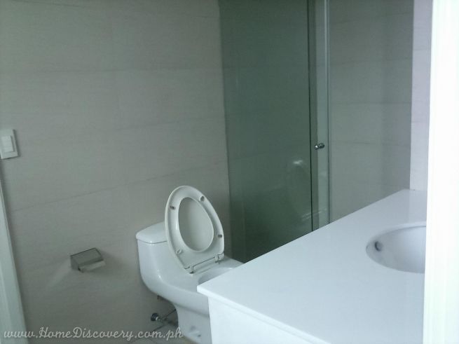 "3 Bedroom House FOR RENT in South Forbes Park, Makati"04