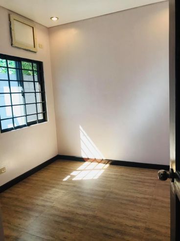 Duplex House and Lot Unfurnished With 3 Bedrooms For Rent Near Clark A04