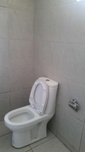 "For Rent 4 Bedrooms, 5 Bathrooms House &amp; Lot in Angeles City"03