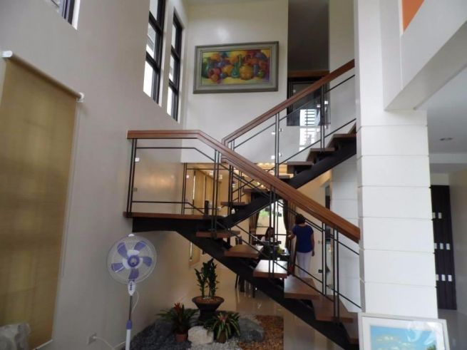 For Rent Furnished Two Storey House In Angeles City04
