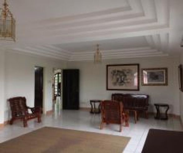 5 Bedroom House and Lot for Rent in a Secured Subdivision03
