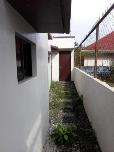 Two Storey Brand New Modern House &amp; Lot For RENT In Friendship Ang03