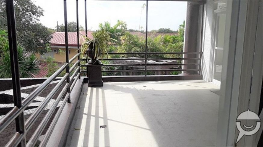 Ayala Alabang Muntinlupa City Upgraded 2 Storey House for rent Lease03