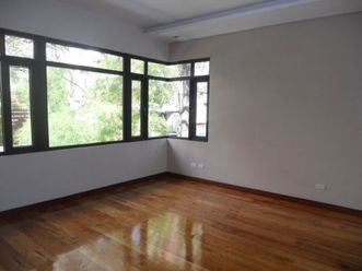 San Lorenzo Village Makati House For Rent02