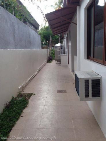 3Br House (Dasmarinas Village)03
