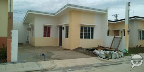 1BR Single-detached Furnish house for rent in Lapu-Lapu City02