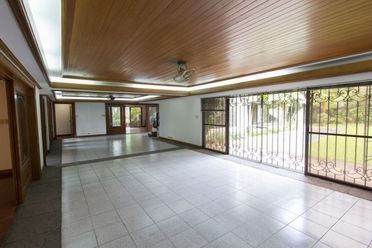 "4 Bedroom Grand House For Rent in Valle Verde 4, Ortigas, Pasig"02