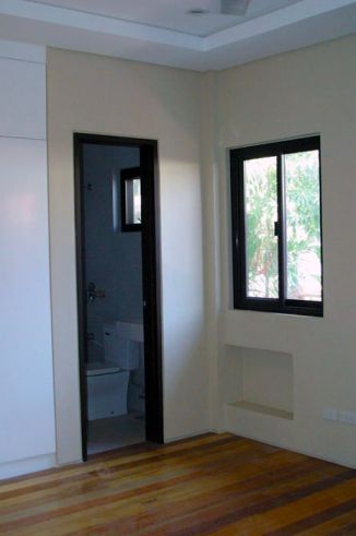 Exclusive 3 Bedroom House and Lot for Lease in San Lorenzo Village03