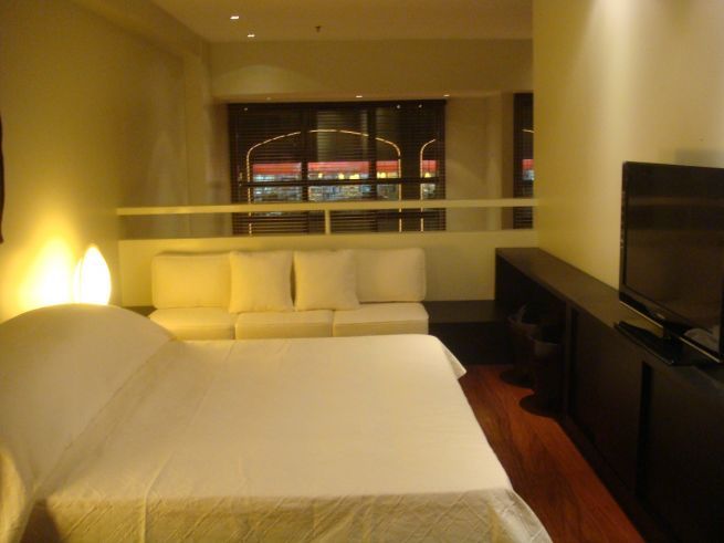 Rockwell Joya 2BR Loft for RENT03