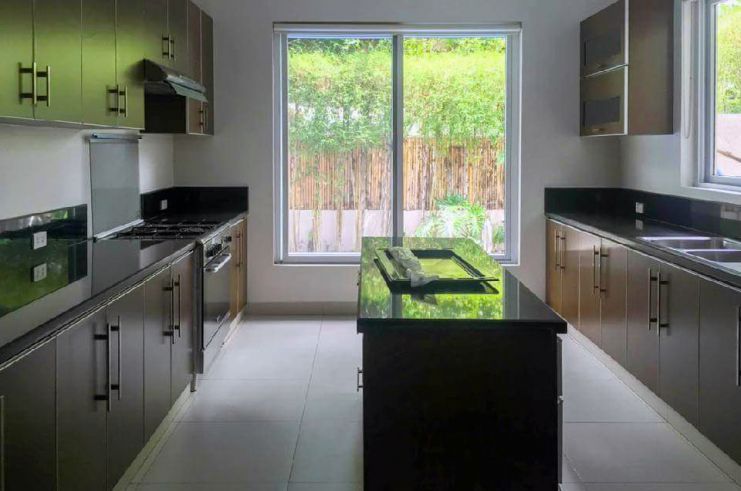 "Stylish 4 Bedroom House and Lot for Rent in Bel-Air Village, Makati Ci"04