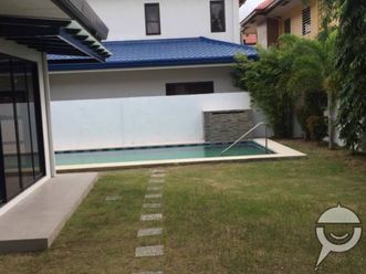Three bedrooms house for rent in Angeles Pampanga Near Clark02