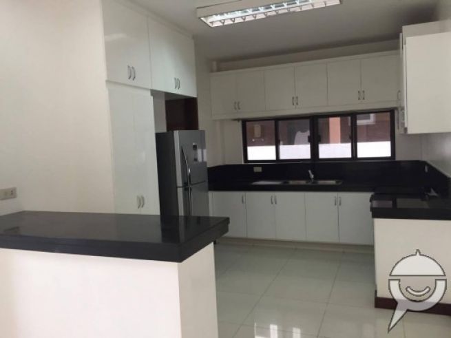 Three bedrooms house for rent in Angeles Pampanga Near Clark03