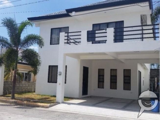 3 bedroom Furnished House For Rent In Angeles City03