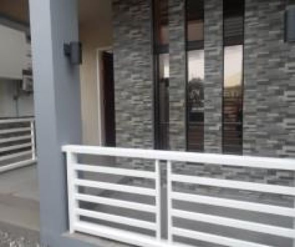 Modern House and lot for rent near SM Clark - P50K04