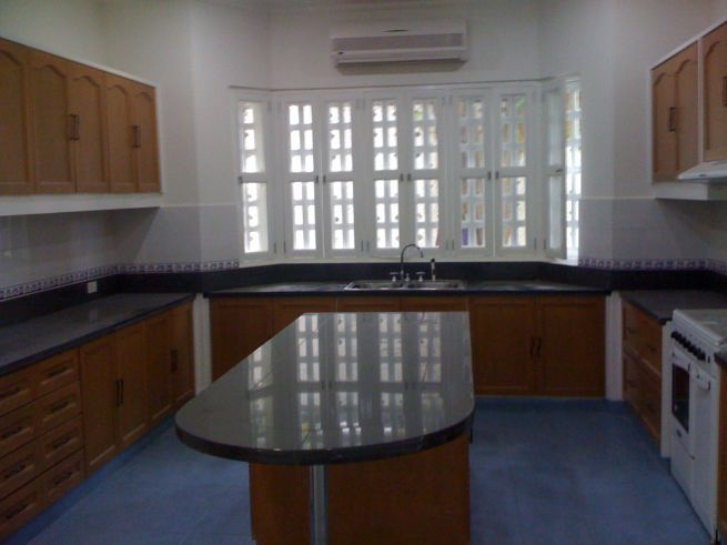"4 Bedroom House for Rent in Urdaneta Village, Makati City"03