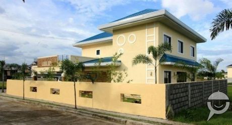 Elegant House for Rent in Hensonville Angeles City02