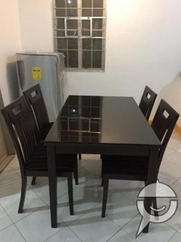 Newly renovated new furniture house and lot for Rent03